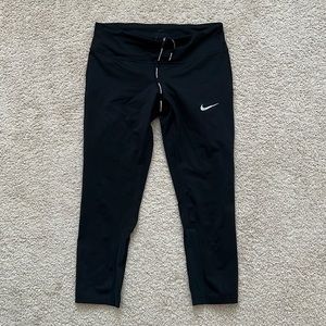Nike crop black leggings size medium great condition